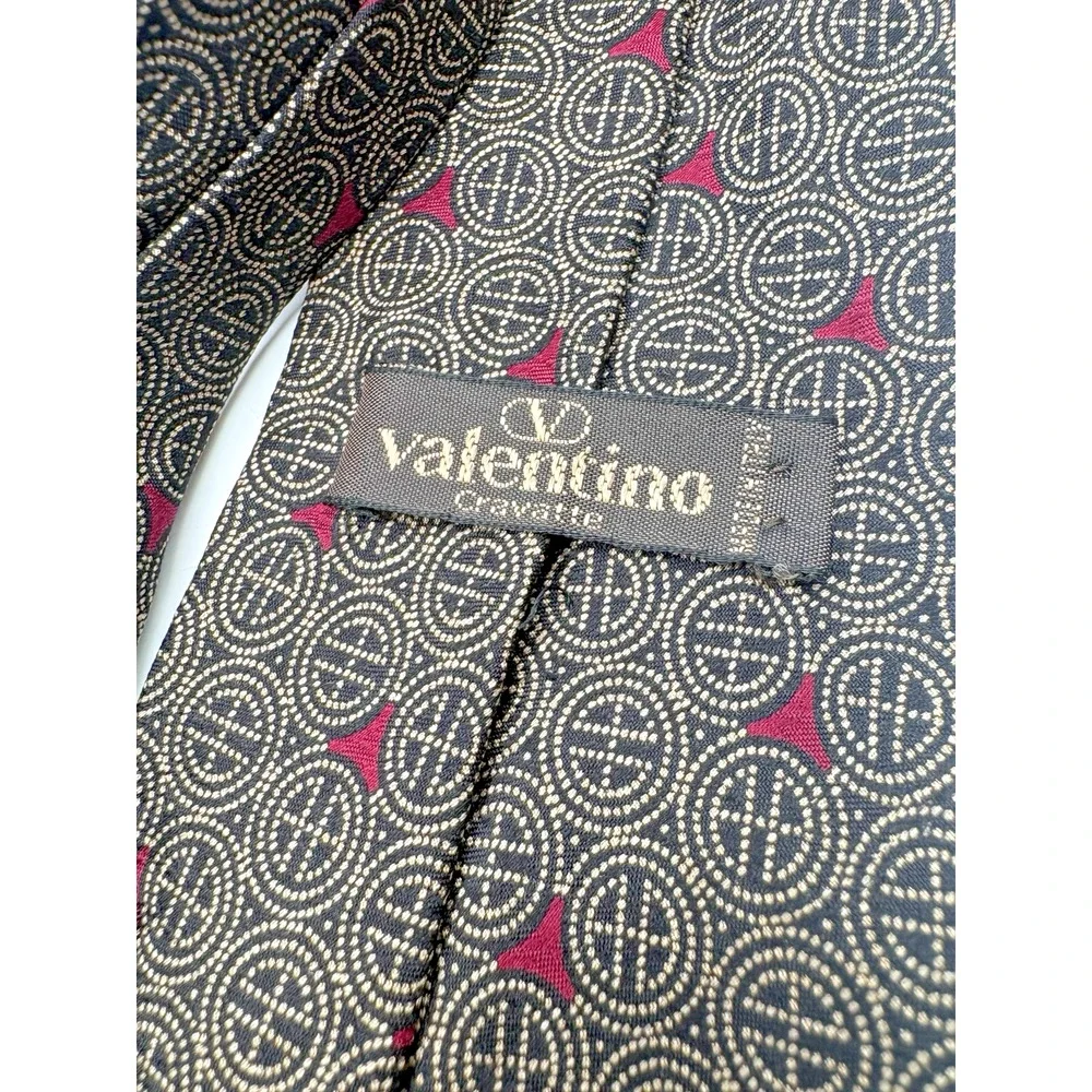Valentino Cravatte Silk Tie Made in Italy Burgundy Black Gold Geometric Vintage